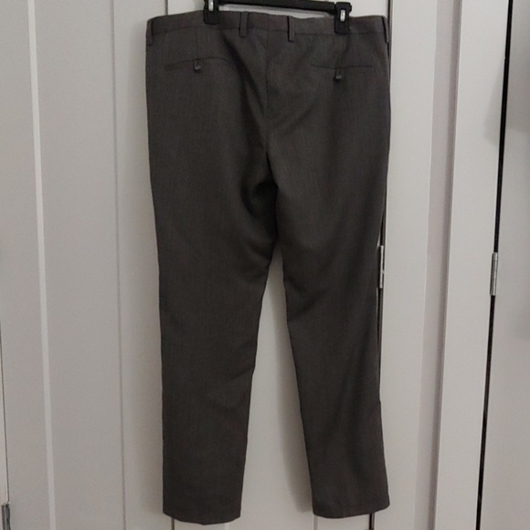 HUGO BOSS gray 100% wool slim fit pants size 36R - Picture 2 of 5